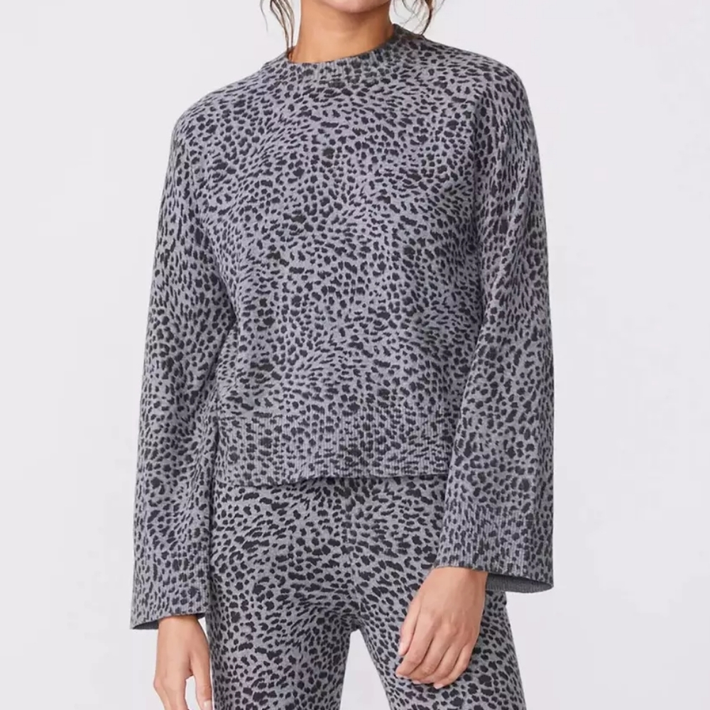 Monrow mini leopard mock neck sweater caahmere blend medium NWT
